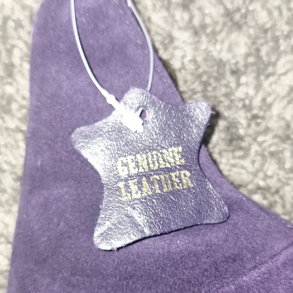 Vintage Toni Genuine Leather Suede Purple Medium Hobo Shoulder Bag